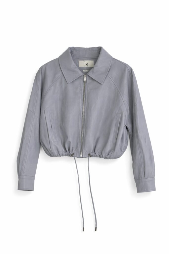 Oversized bomberjack PU leder pastelblauw