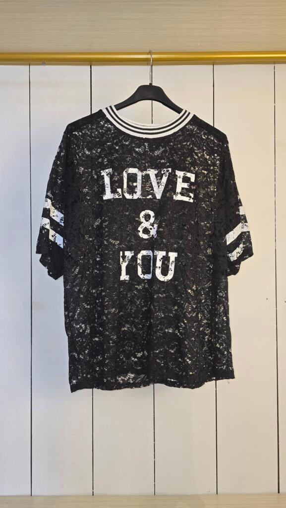 Love t-shirt zwart