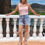Short jeans  with rhinestone leopard print